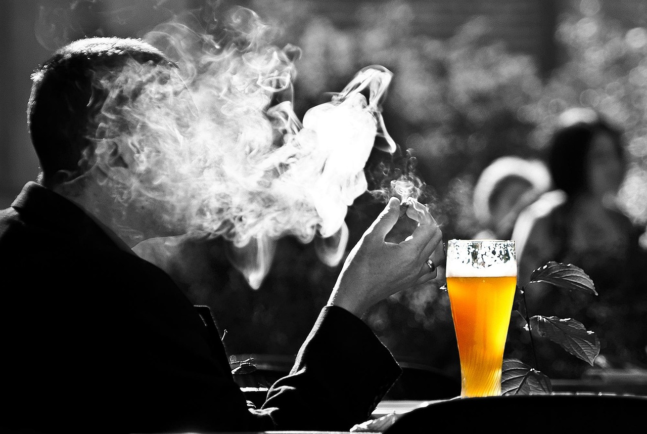 2025年全年资料免费大全资料打开与三中三免费验证_引领思考的潮流;未来又将怎样展开、独特解释落实