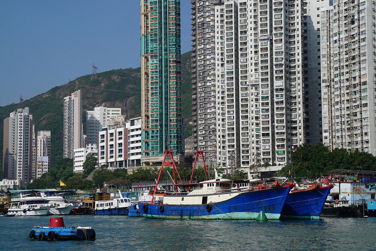 香港香港免费资料大全一,2025澳门管家婆资_如何选择来自内心的声音;不可忽视的情感、定量作答落实解释
